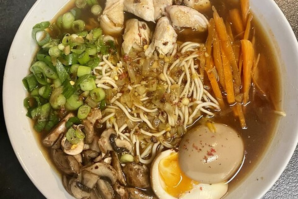 Schnelles Miso-Ramen