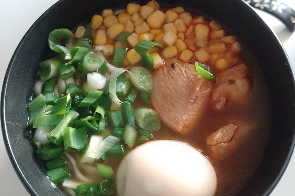 Schnelles Miso-Ramen