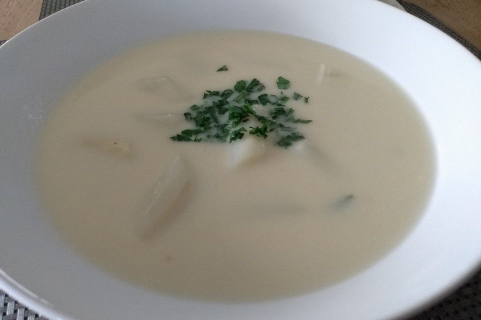 Spargelcremesuppe