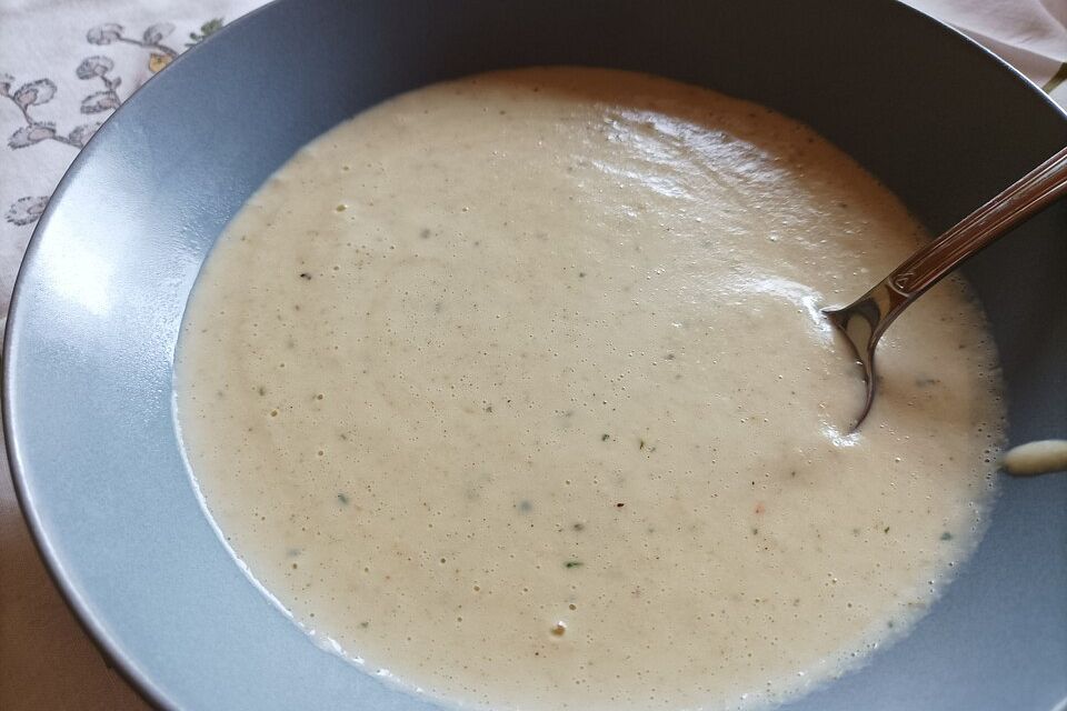 Spargelcremesuppe