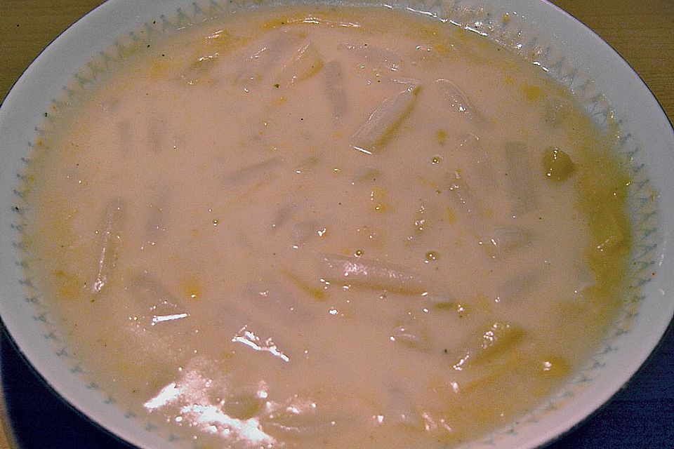 Spargelcremesuppe