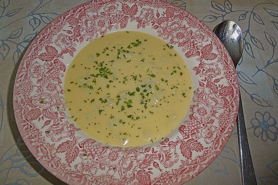 Spargelcremesuppe