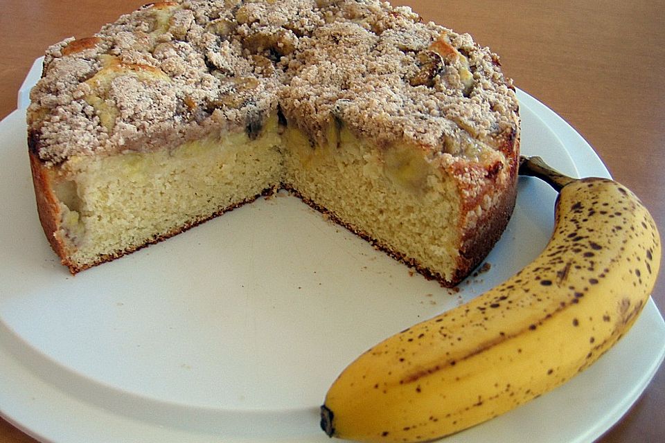 Bananen - Streusel - Kuchen (brasilianisch)