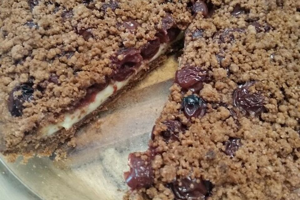 Schoko-Vanille-Kirsch-Streuselkuchen