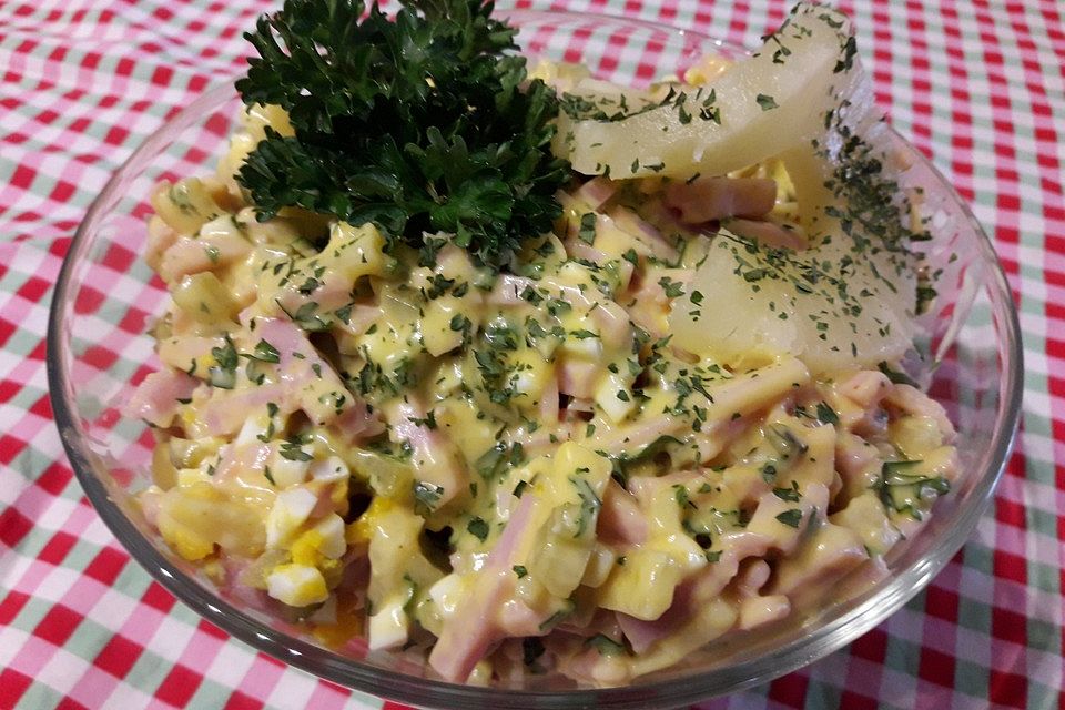 Schinkensalat mit Ananas