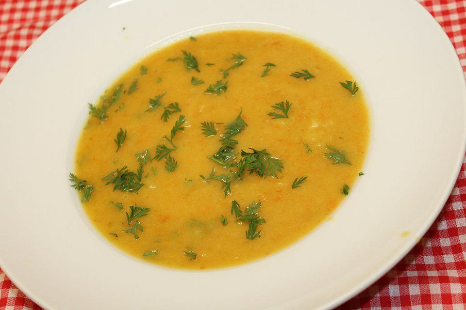 Blumenkohl-Möhren-Suppe