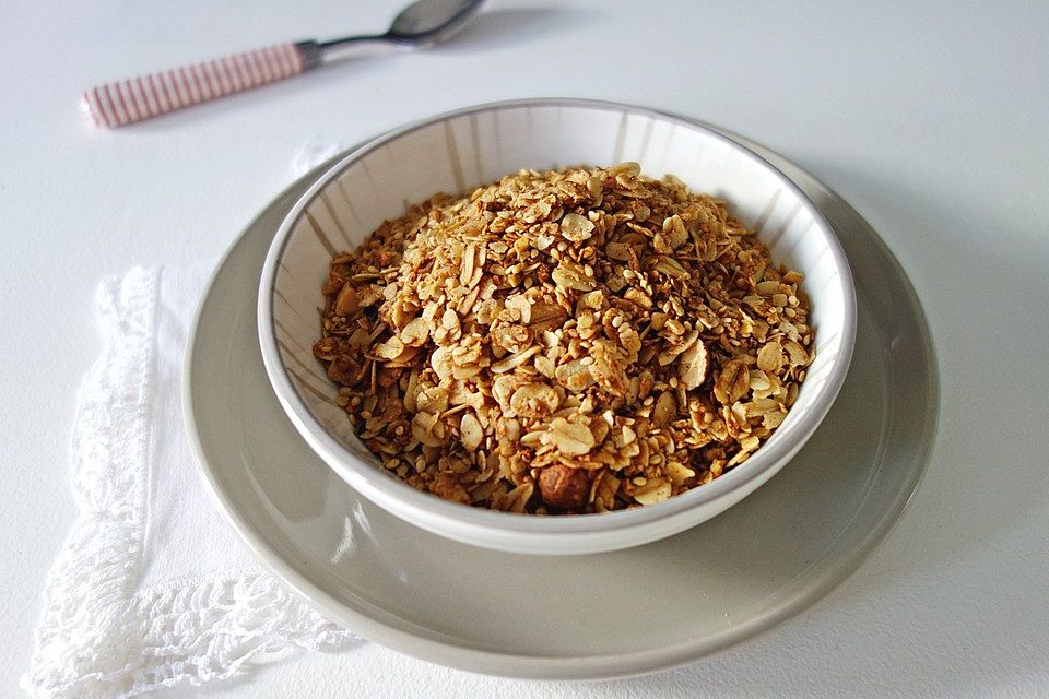 Knusprig-nussiges Granola, fettarm