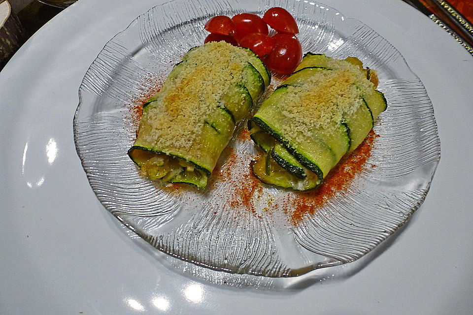 Zucchini - Lachs - Röllchen