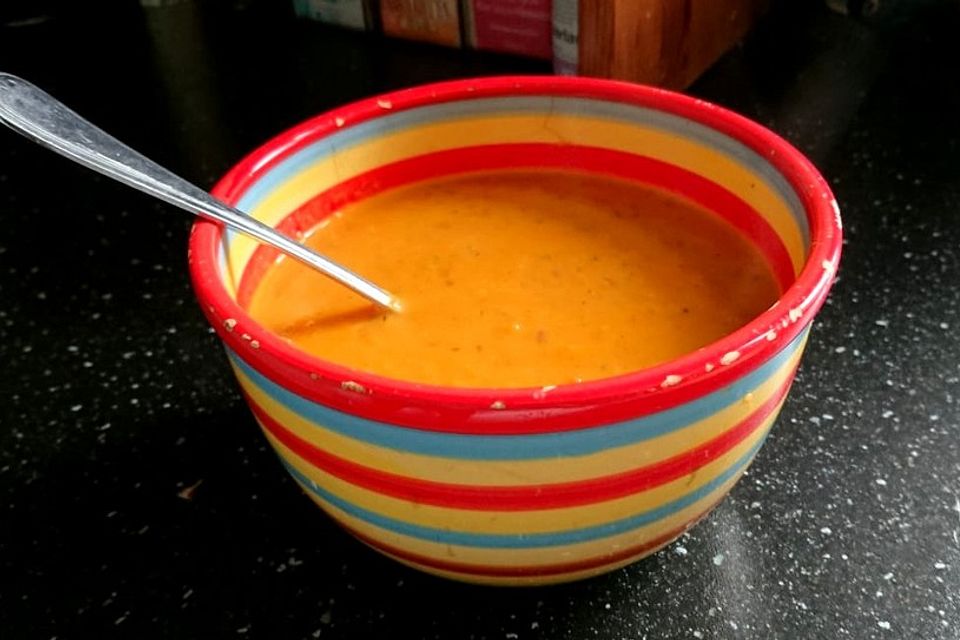 Topinambur-Süßkartoffel-Suppe