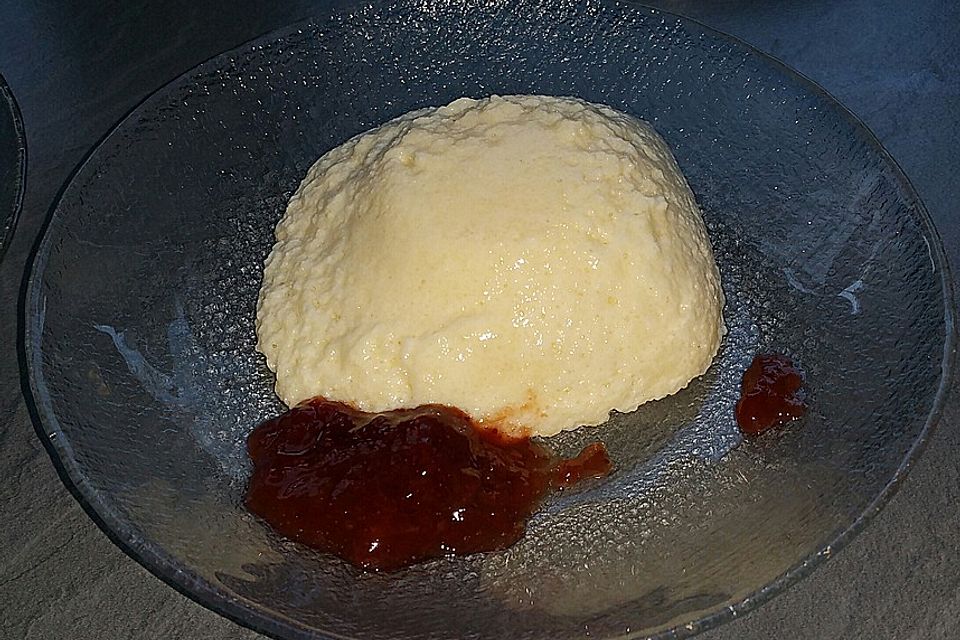 Grießpudding