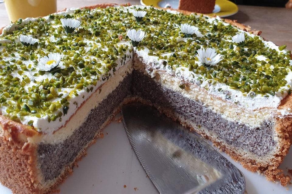 Saftige Mohntorte