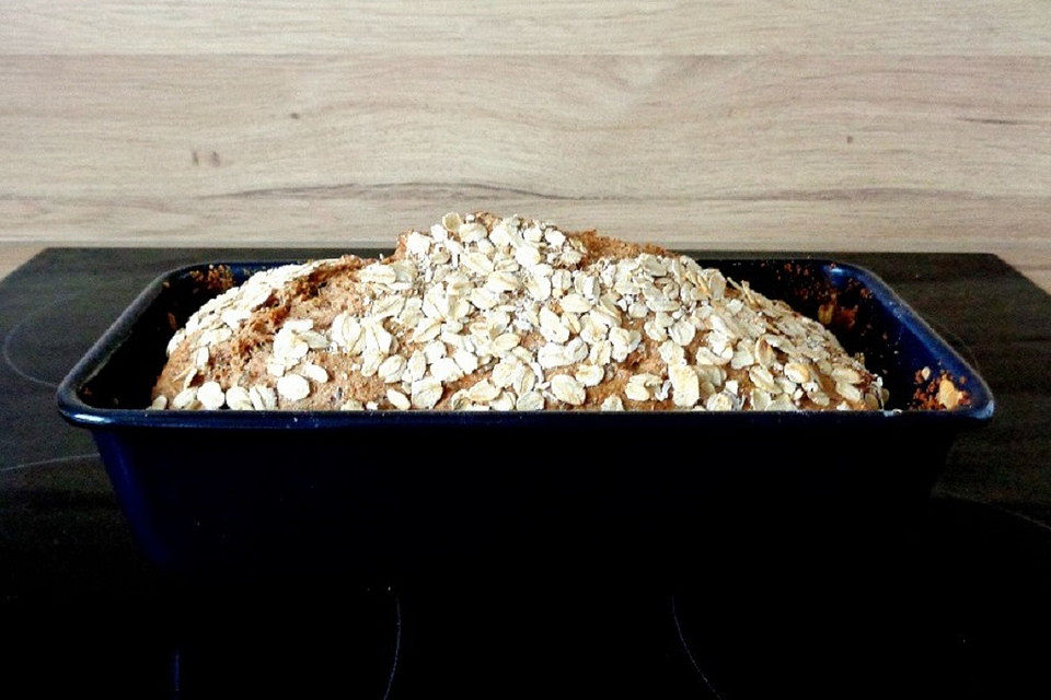 Sonnenblumenkerne-Haferflocken-Brot