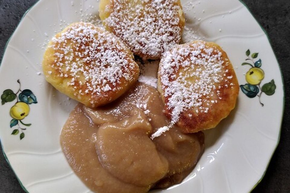 Quarkkäulchen mit Kartoffelteig