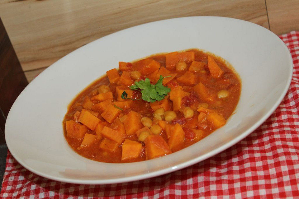 Asiatisches Curry mit Süßkartoffel