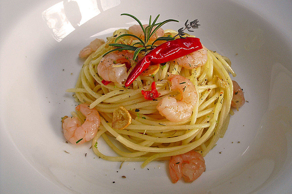 Scharfe Spaghetti mit Garnelen