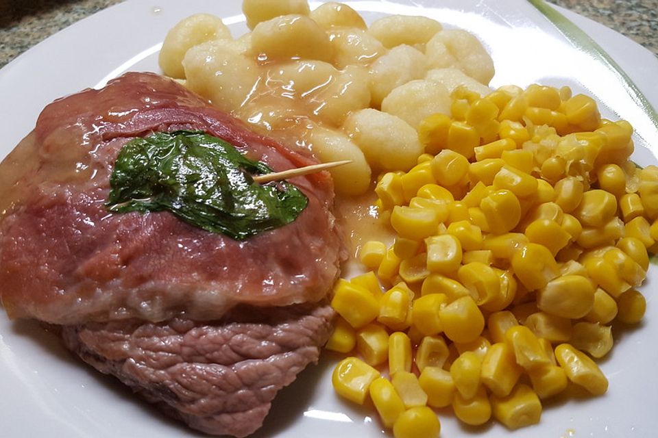 Kalbsschnitzel "Saltimbocca"