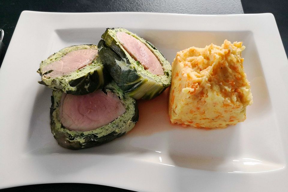 Schweinefilet im Mangoldmantel