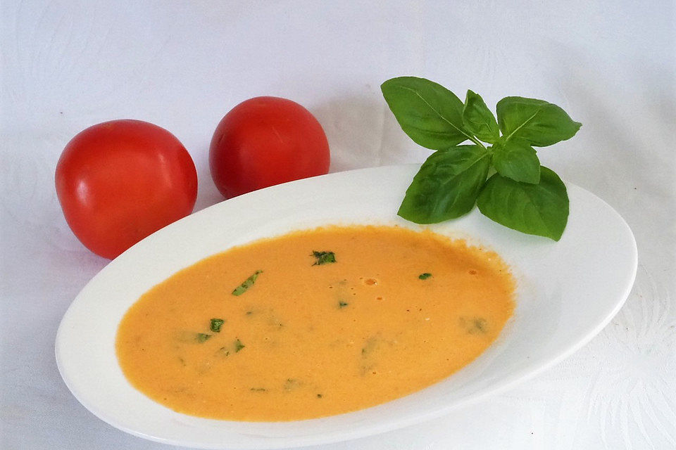 Frische selbsgemachte Tomatensoße