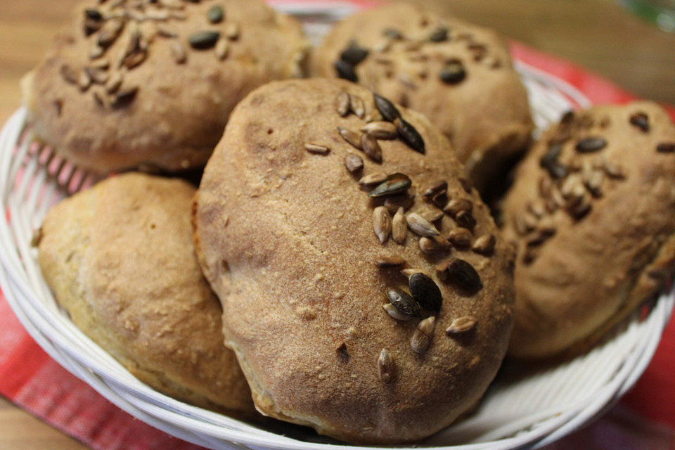 Knusprige schnelle Brötchen