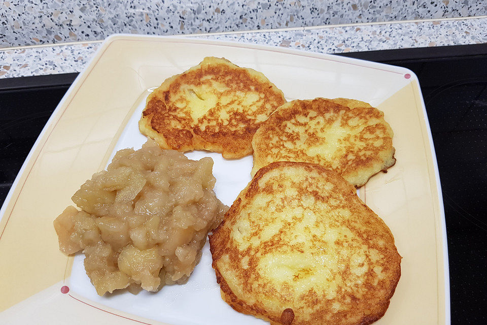 Schnelle Kartoffelpuffer aus Kloßteig