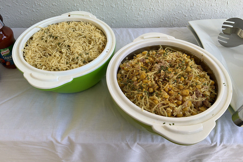 Spaghetti-Käsesalat mit Thunfisch