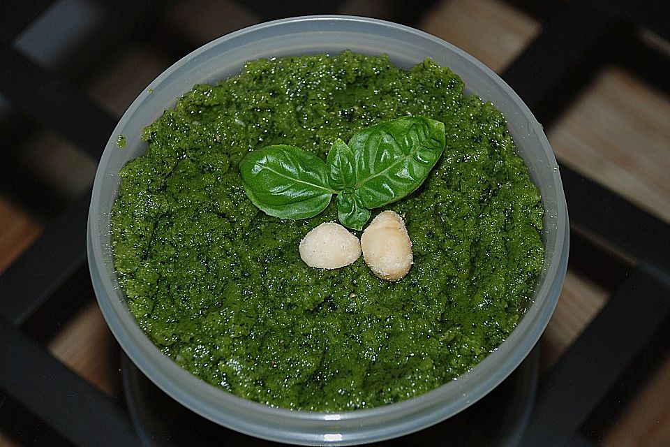 Macadamia - Pesto