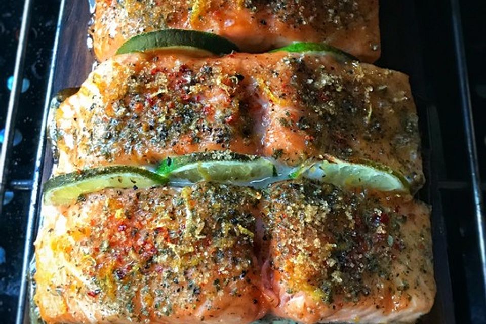 Lachs von der Planke