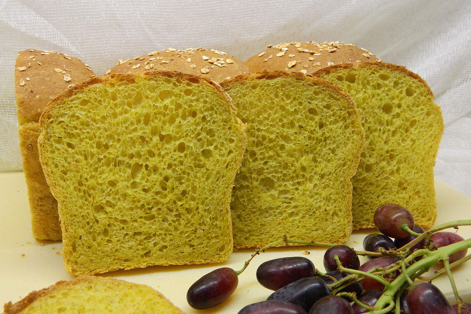 Kurkuma Brot mit Pfeffer