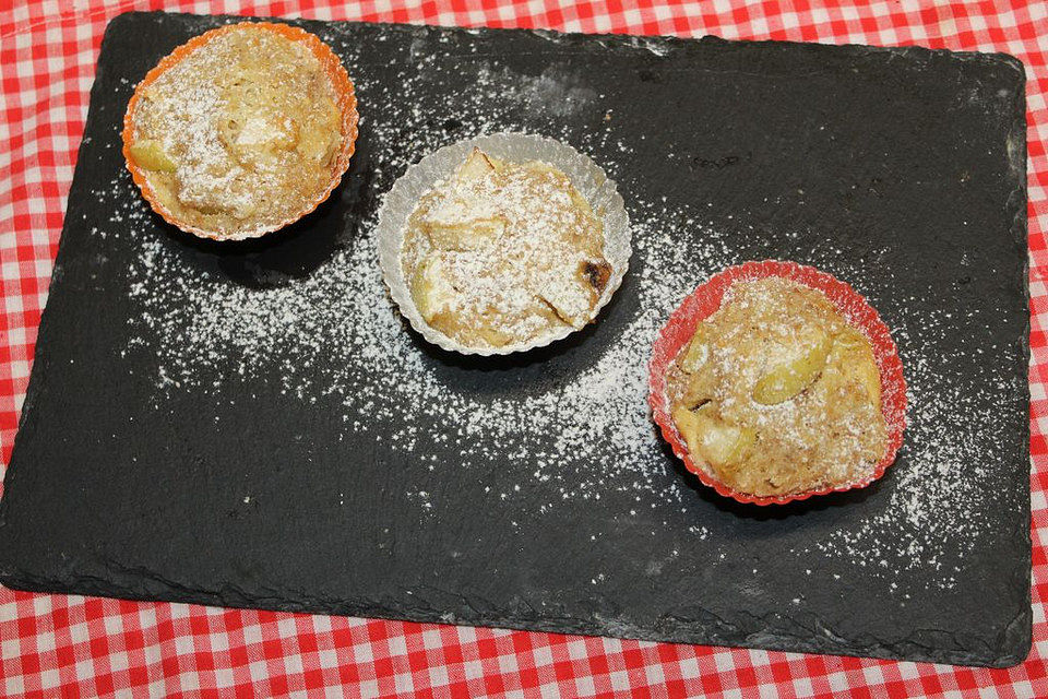 Versunkener Apfelkuchen mit Dinkelmehl