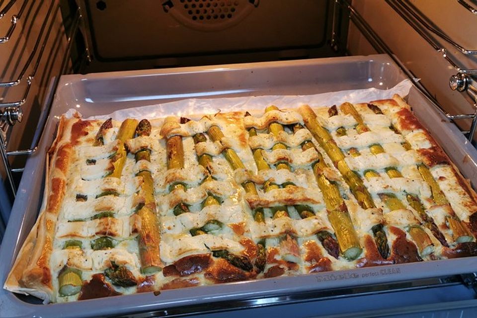 Spargel-Tarte