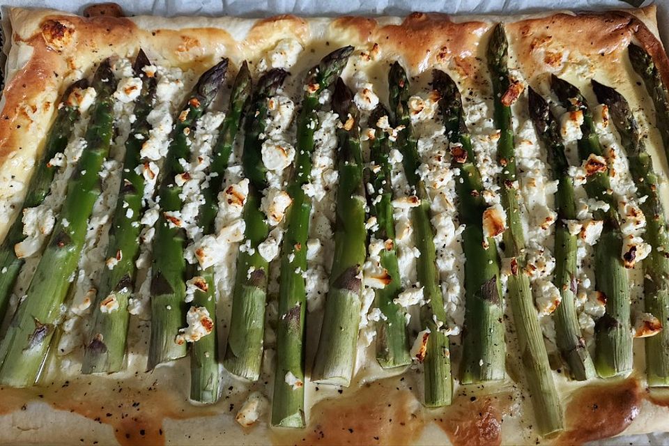 Spargel-Tarte