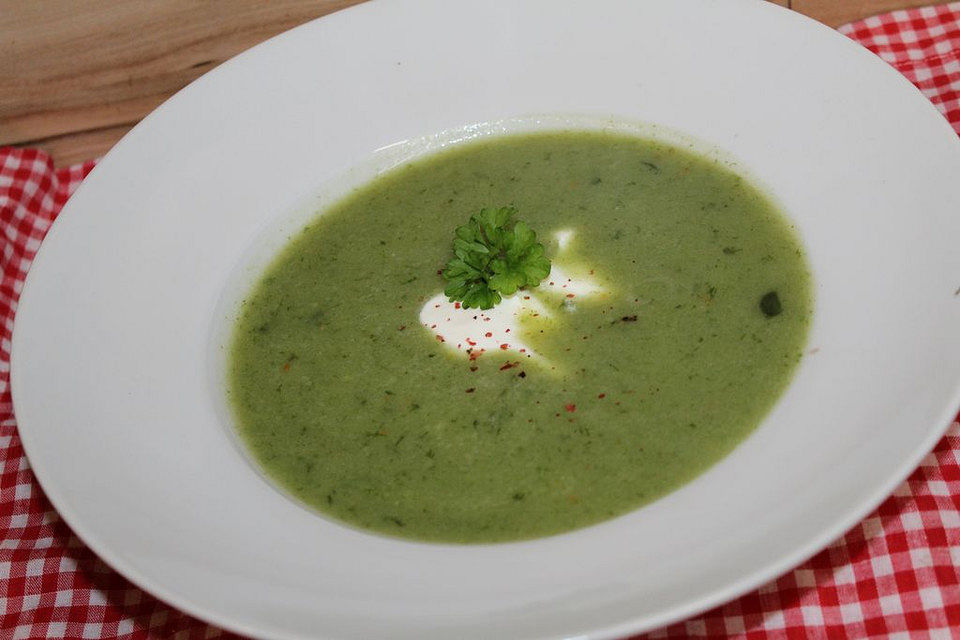 Easy Kartoffel-Bärlauchsuppe