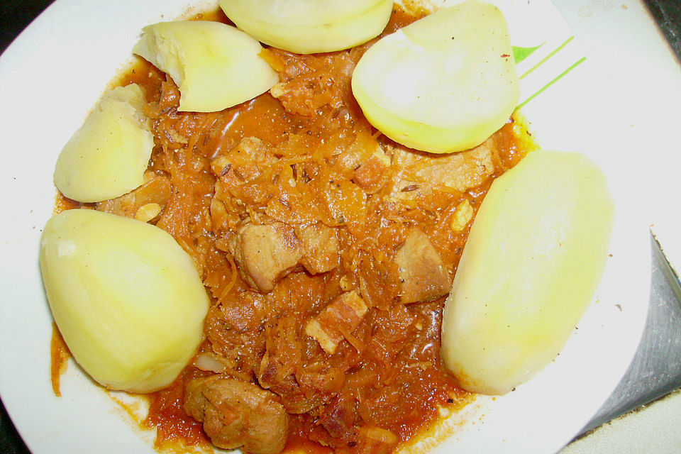 Szegediner Gulasch