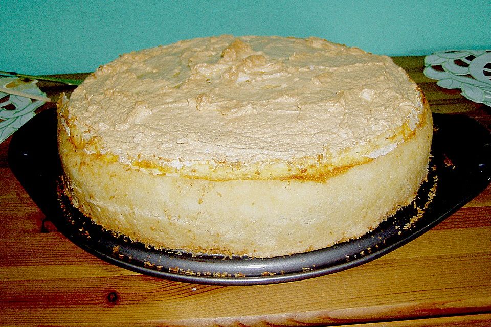 Rhabarber - Käsetorte mit Baiser