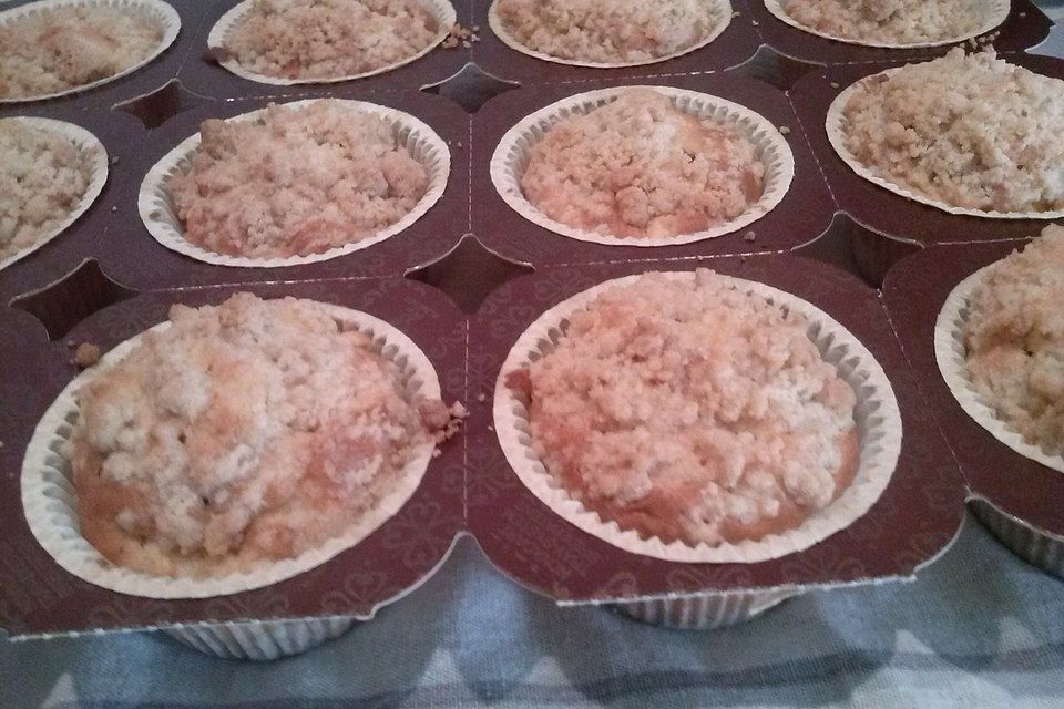 Goldige Pfirsichmuffins