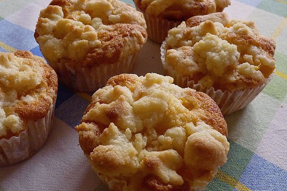 Goldige Pfirsichmuffins