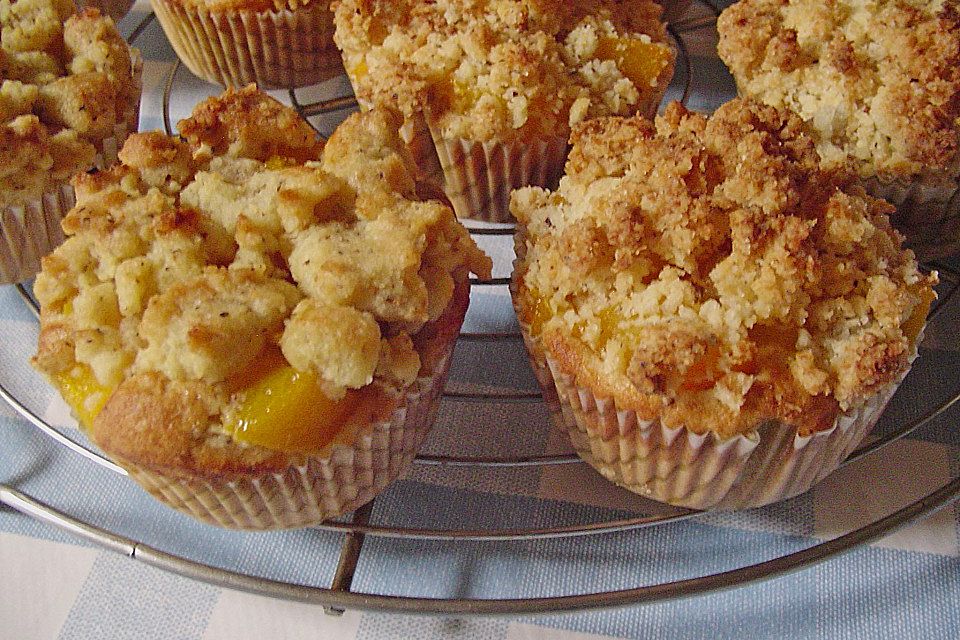 Goldige Pfirsichmuffins