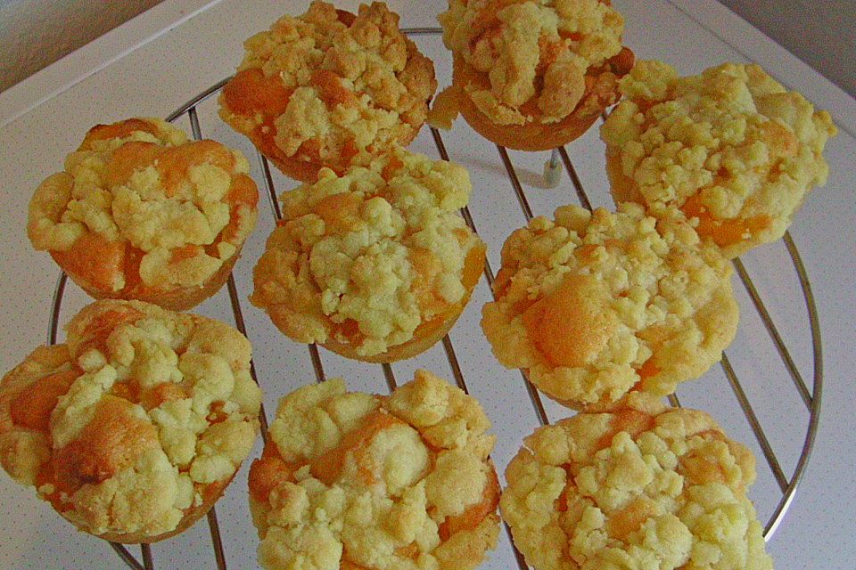 Goldige Pfirsichmuffins