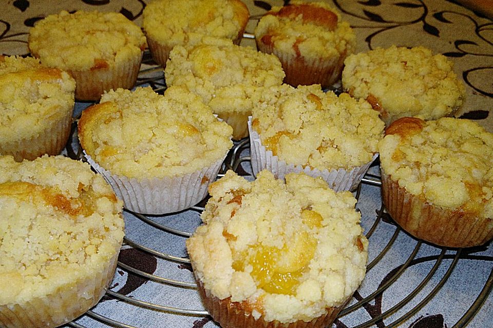 Goldige Pfirsichmuffins