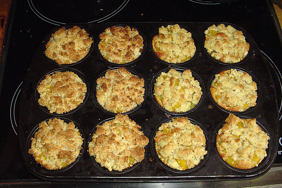 Goldige Pfirsichmuffins