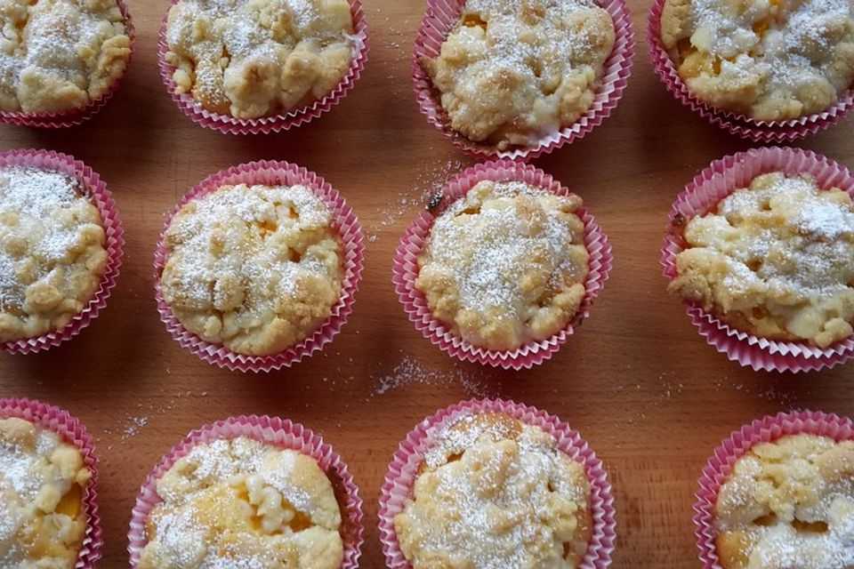 Goldige Pfirsichmuffins