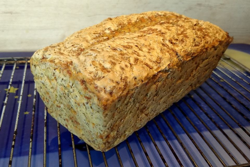 Dinkel-Karottenbrot