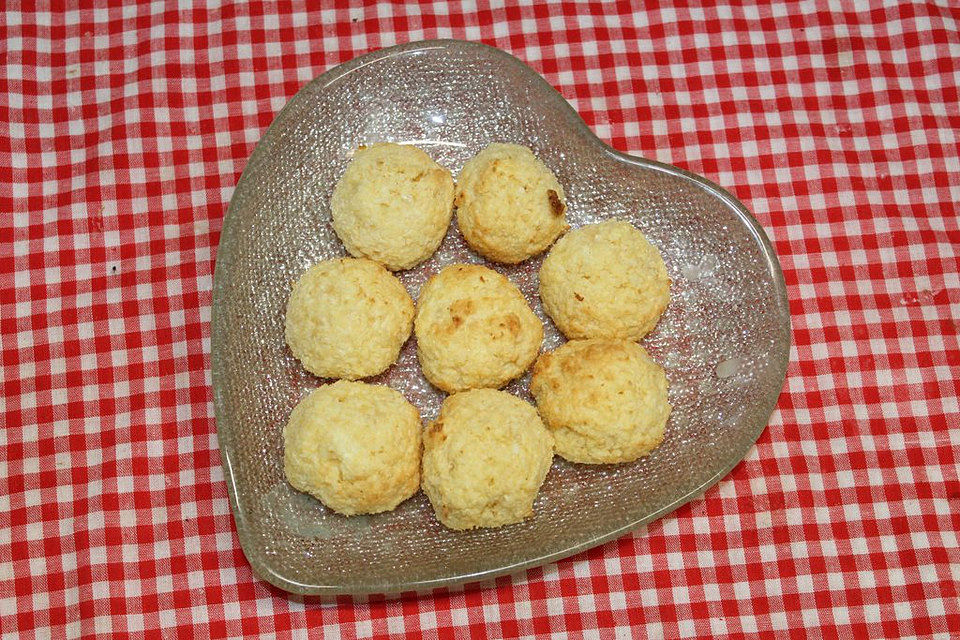 Kokos-Mandel-Bällchen