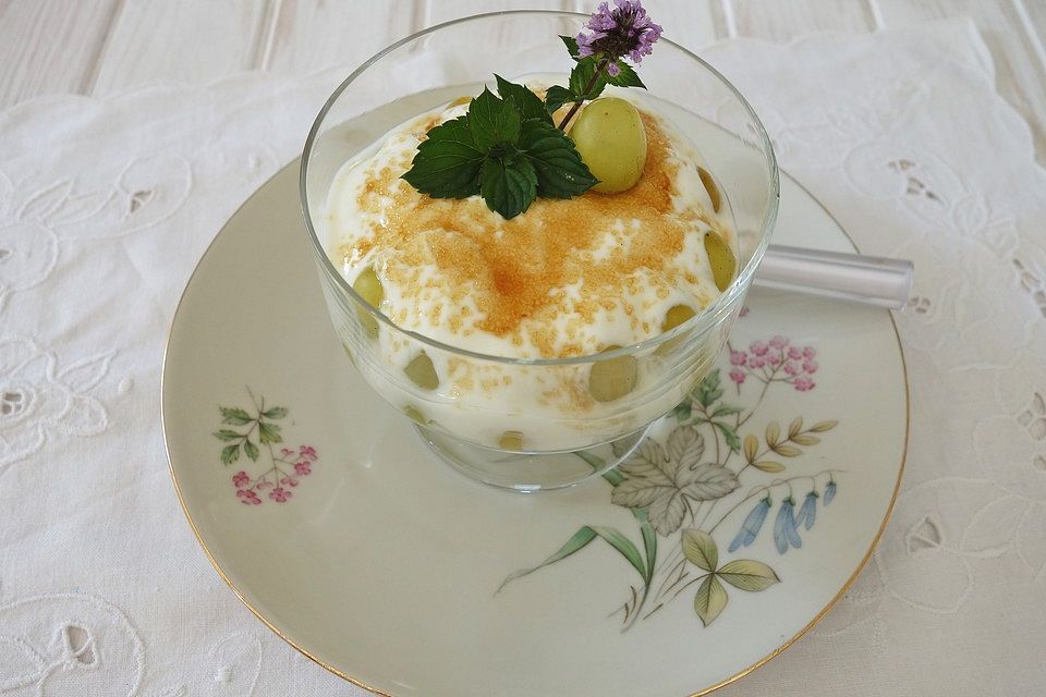 Joghurt - Weintrauben - Dessert