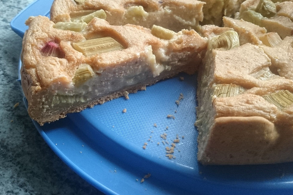 Veganer Rhabarber-Käsekuchen