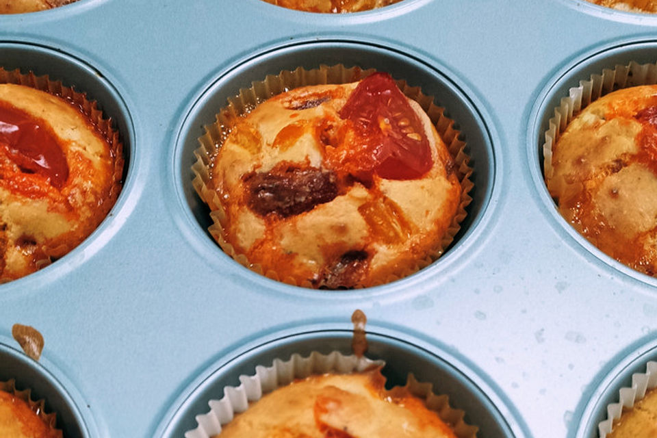 Herzhafte Muffins mit Kichererbsenmehl