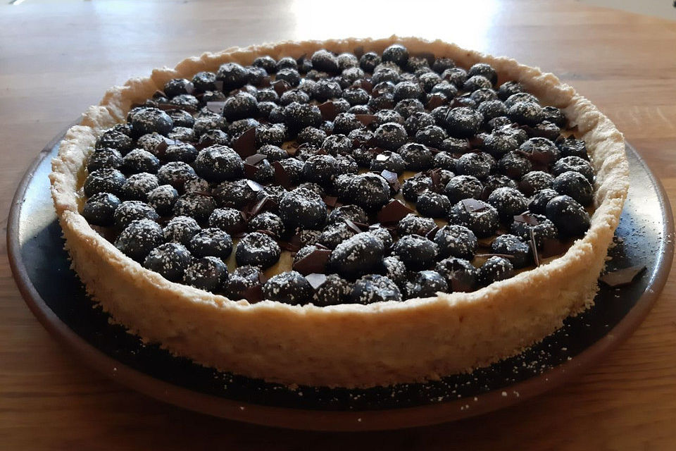 Köstliche Blaubeer-Zitronenpudding-Tarte