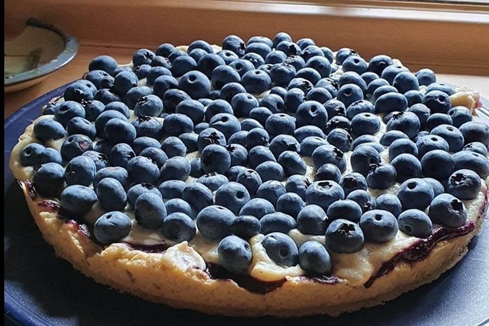 Köstliche Blaubeer-Zitronenpudding-Tarte