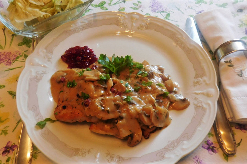 Putenschnitzel Jägerart