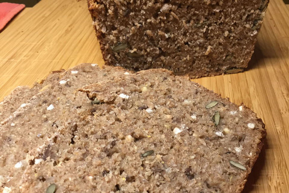 Roggenschrotbrot mit Kreuzkümmel